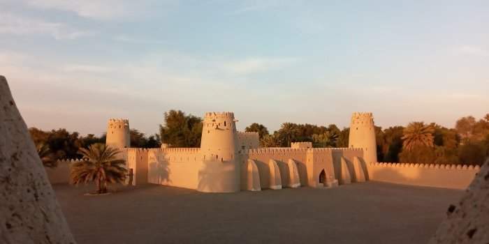 VISITE GUIDÉE D'AL AIN