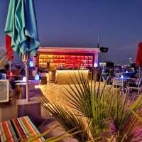 HAPPY HOUR ANDAZ