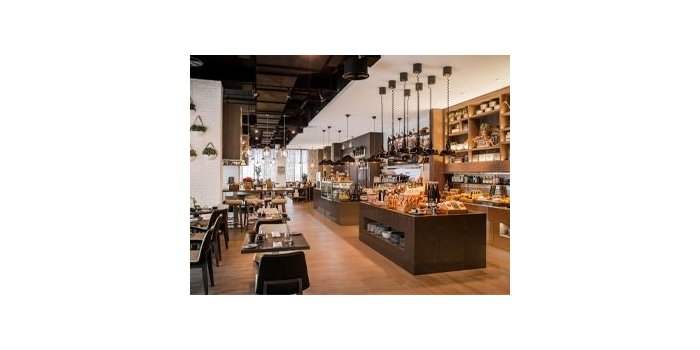 Petit Déjeuner au Café 302